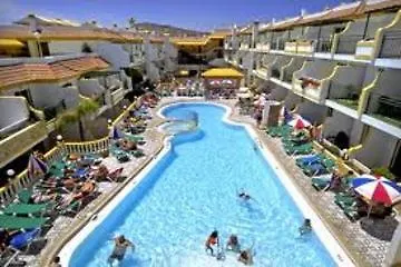 Ξενοδοχείο με διαμερίσματα Caleta Garden 2*