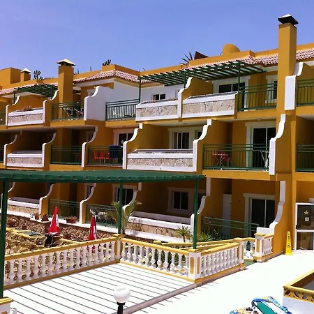 Ξενοδοχείο με διαμερίσματα Caleta Garden