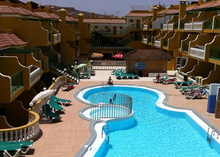 Caleta Garden 2*